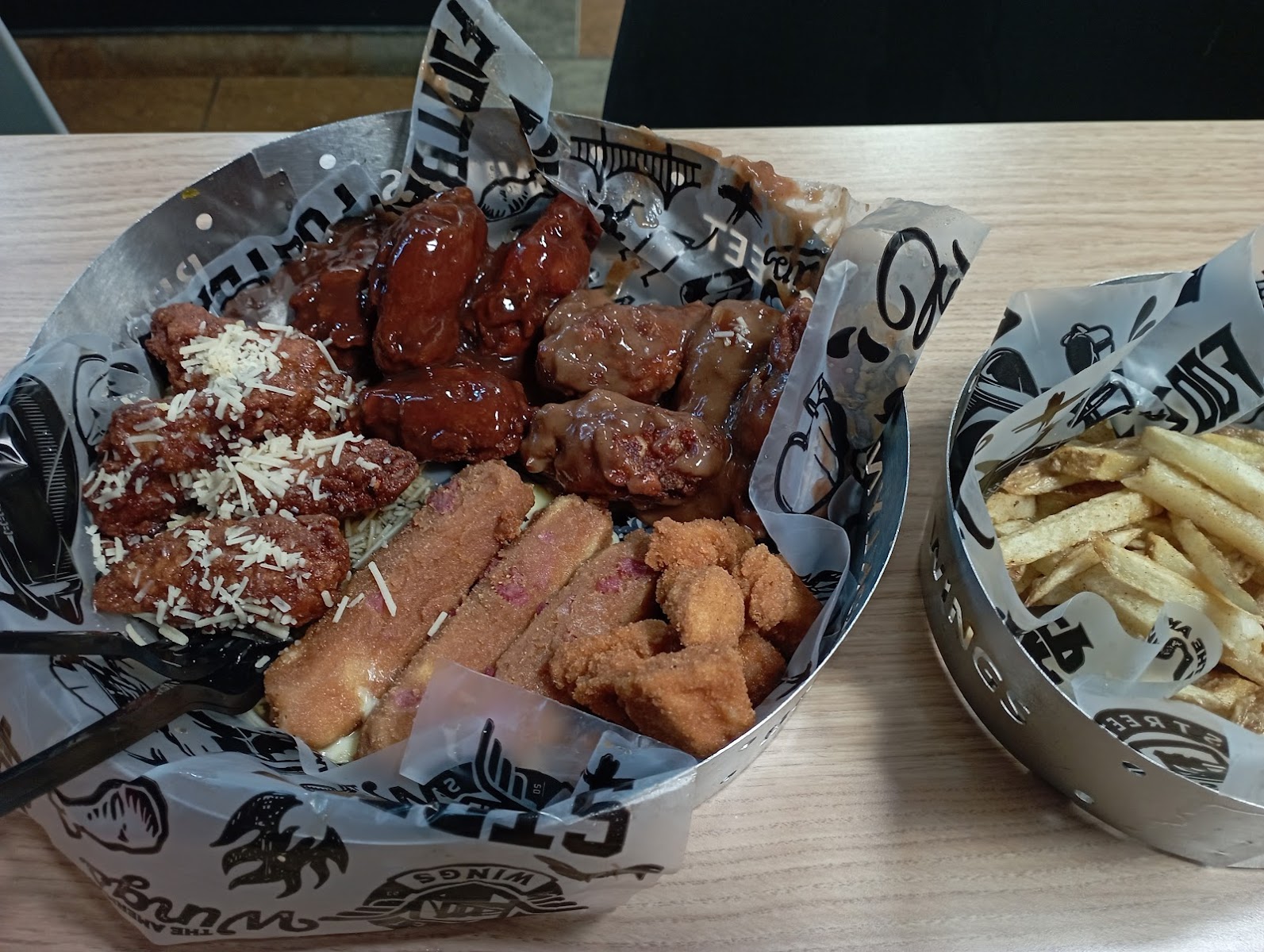 Brooklyn Street Wings