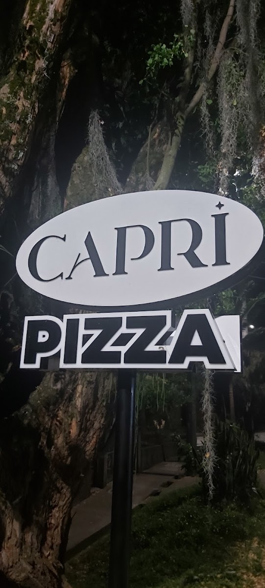 Pizzeria capri envigado