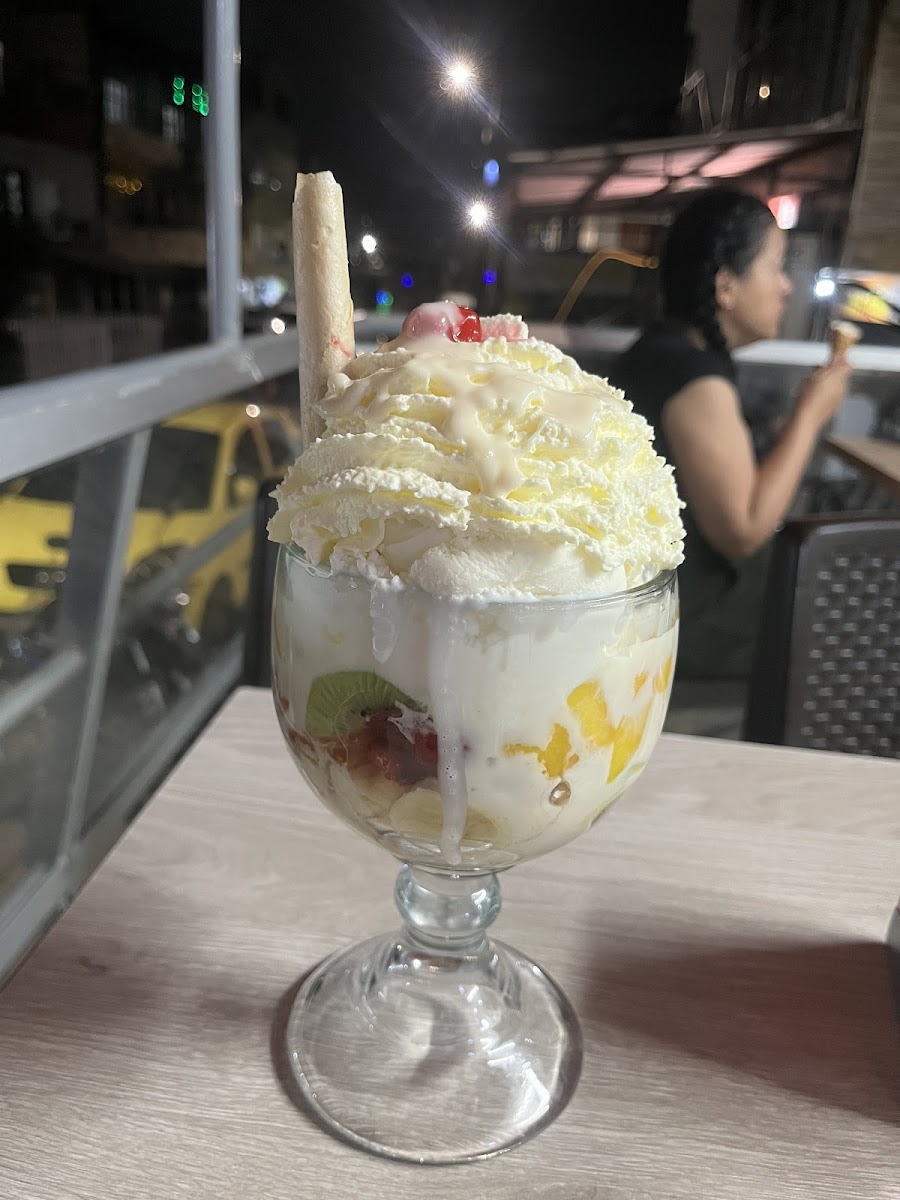 Mamut Pizza Creams