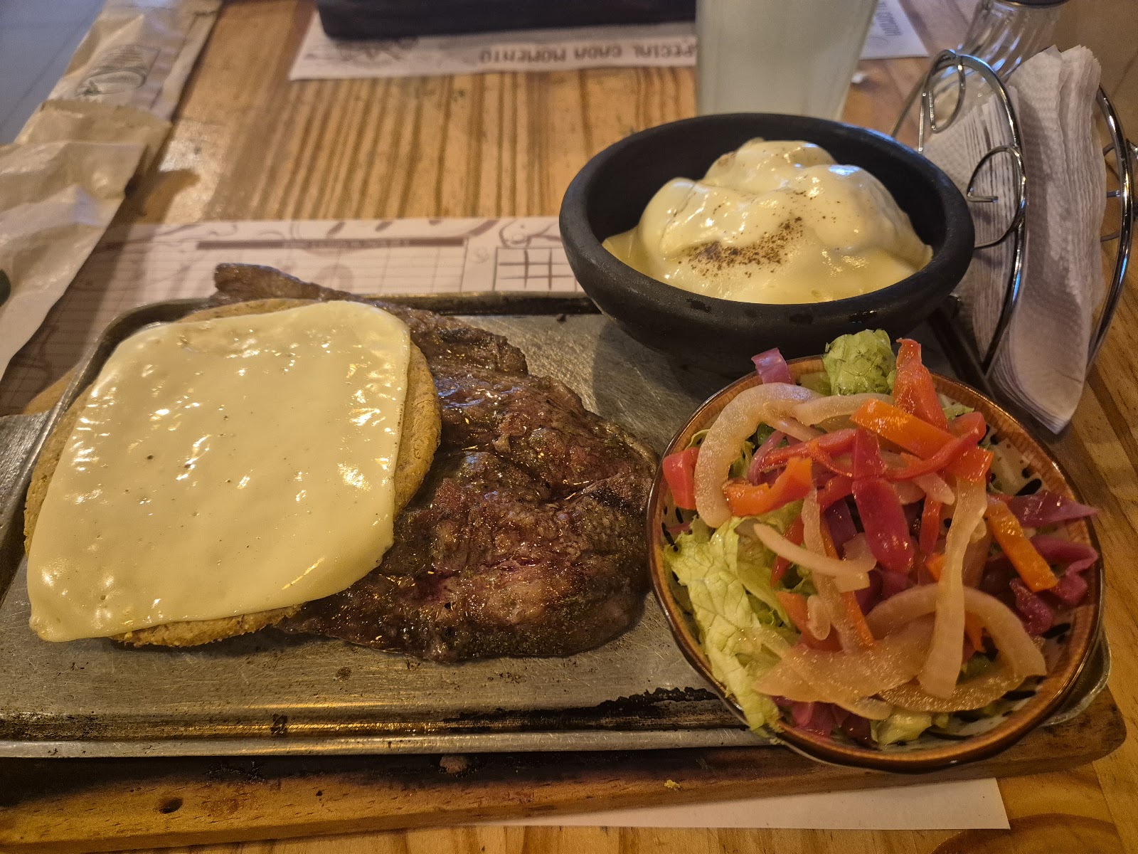 La Parrillera Restaurante Bar