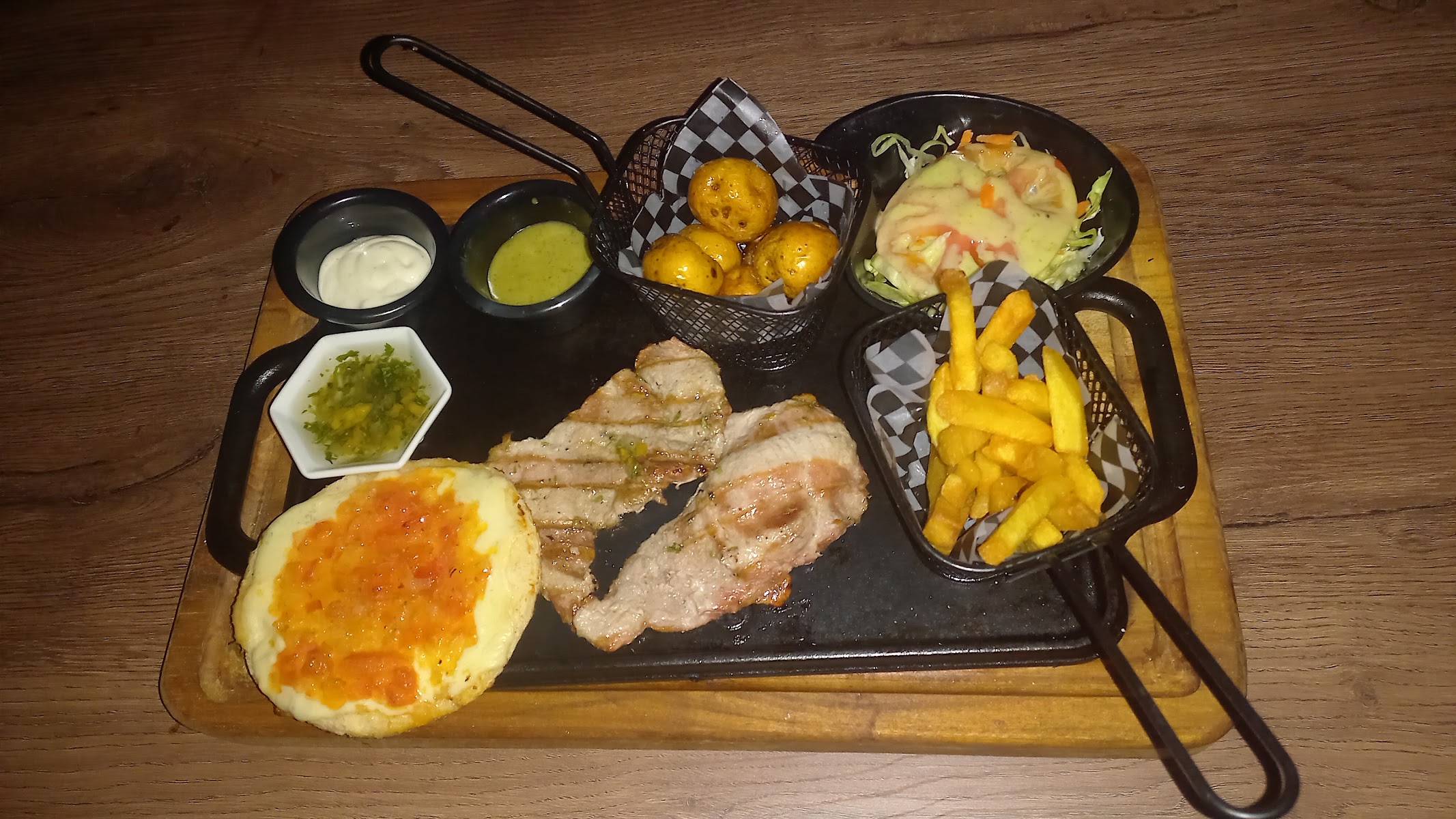 Seven Nigt´s Parrilla Bar