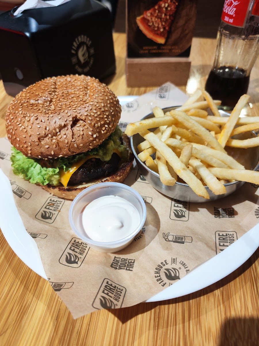 FIREHOUSE Oviedo