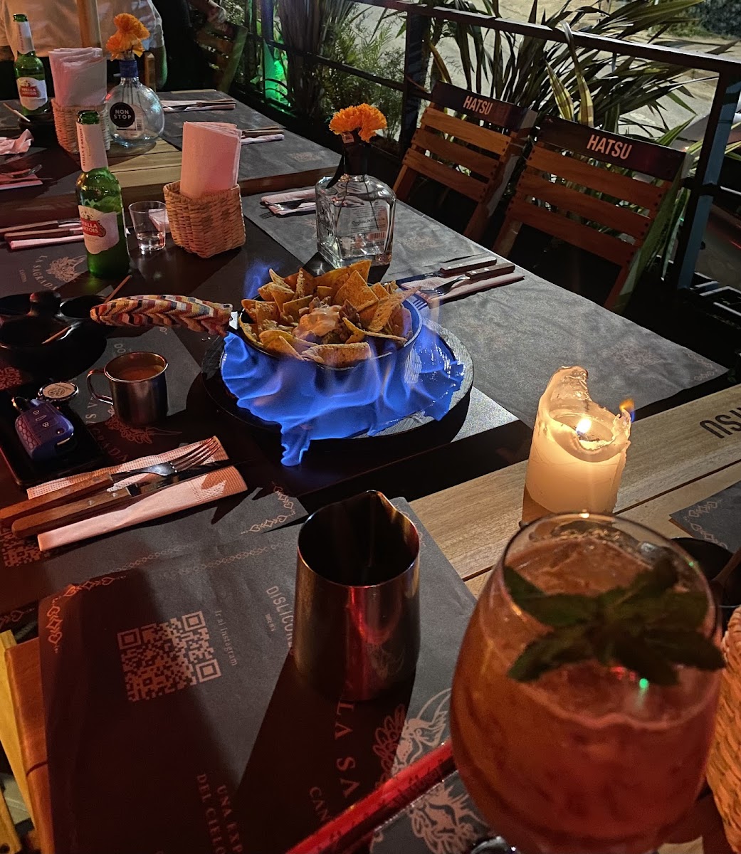 LA SAGRADA CANTINA MED
