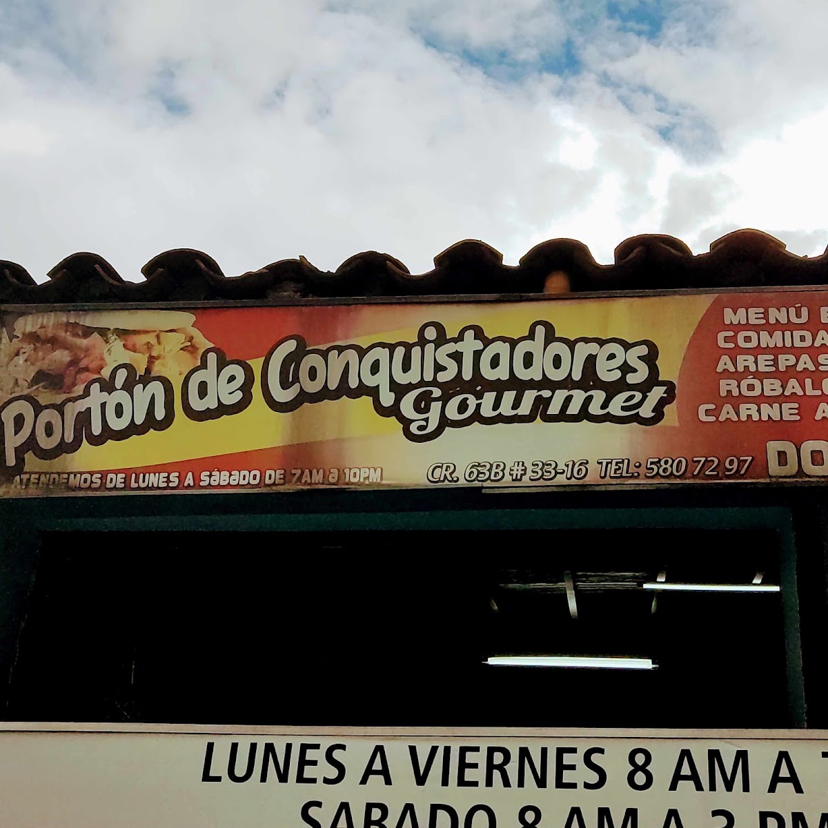 El portón de la 33