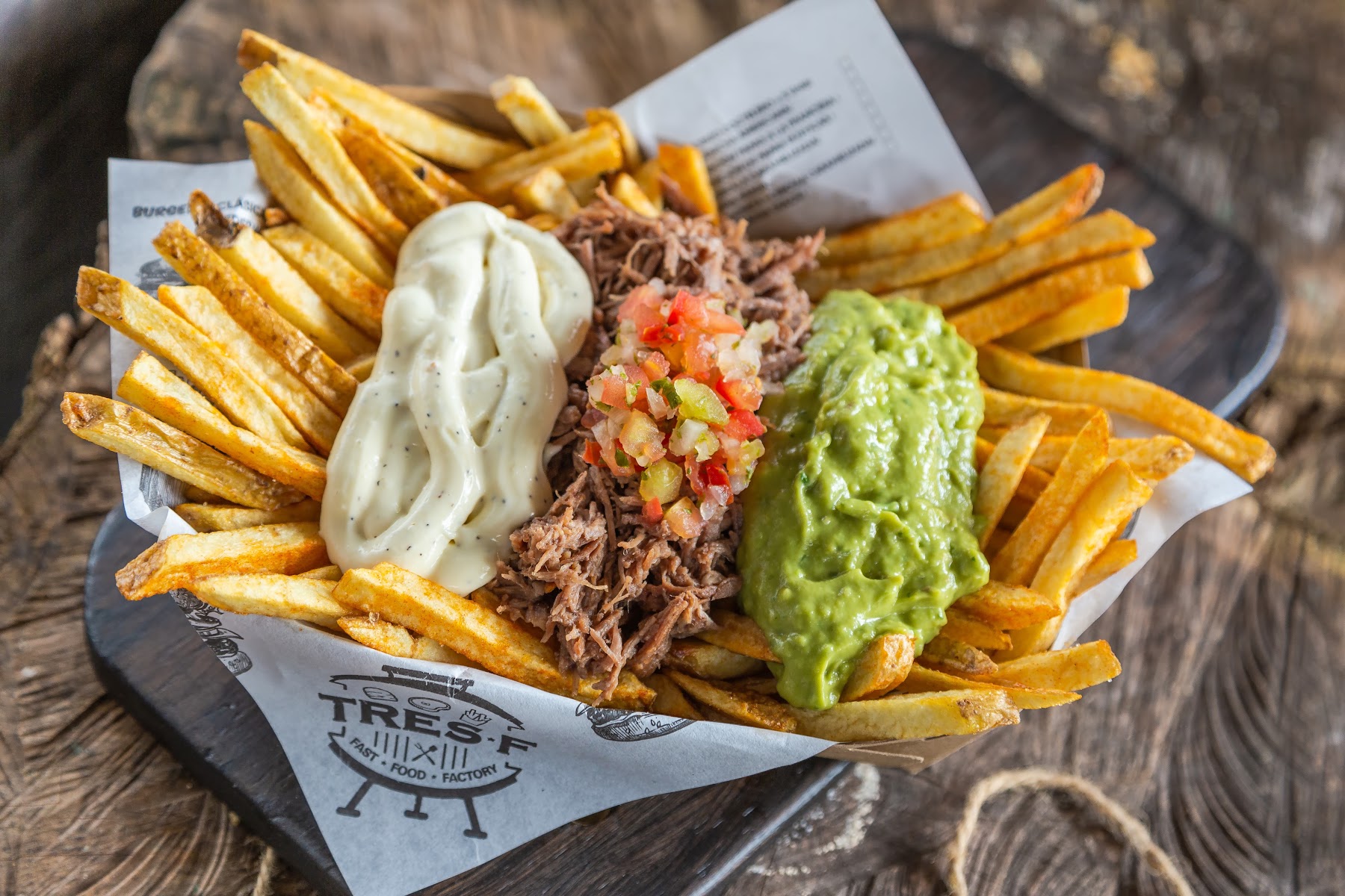 Tres F - Fast Food Factory - hamburguesas - papas - patacones