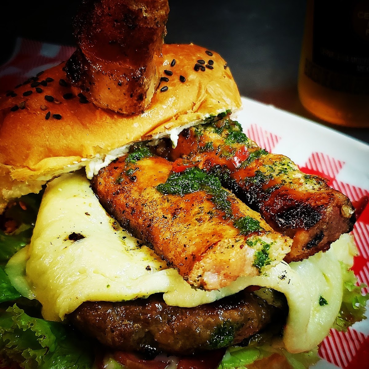 LA AREPONA & HAMBURGUESAS