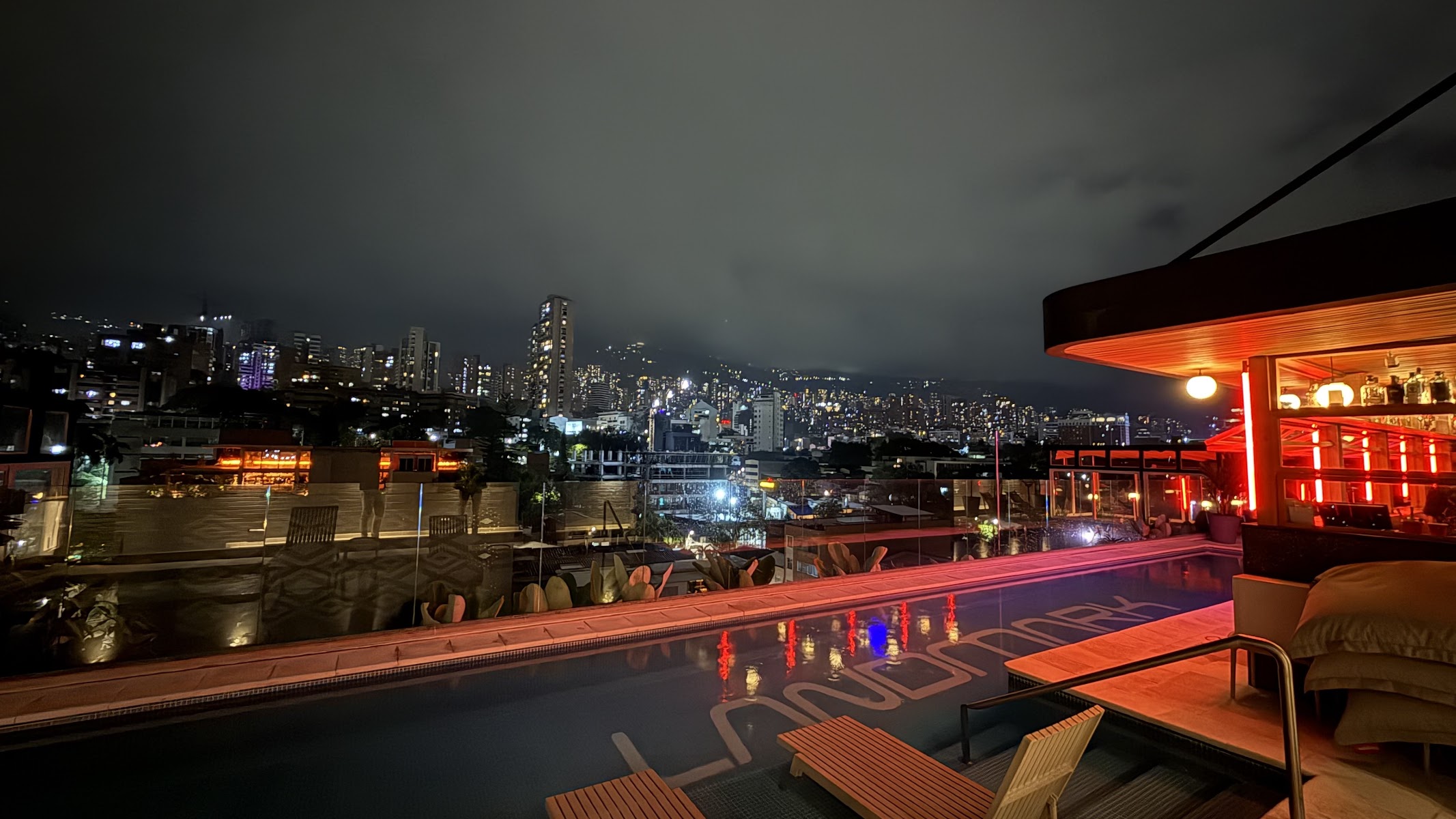 CIERTO ROOFTOP MEDELLÍN