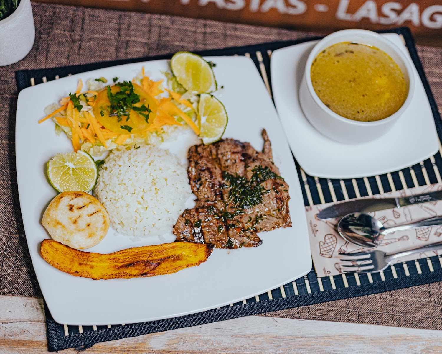 La Martina - Grill & Bar