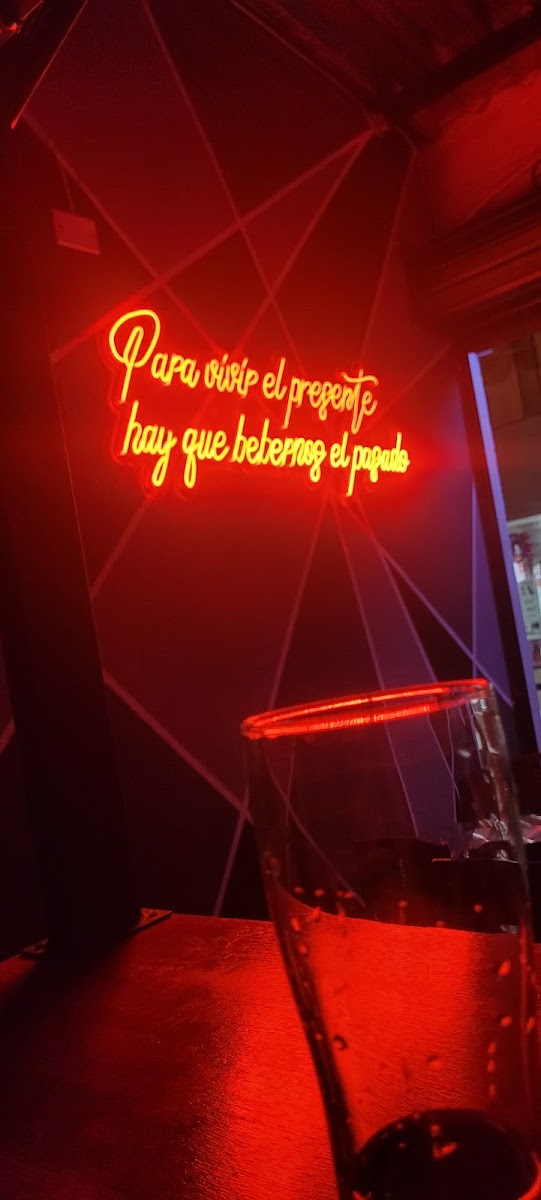 Licorera Bar La Noche