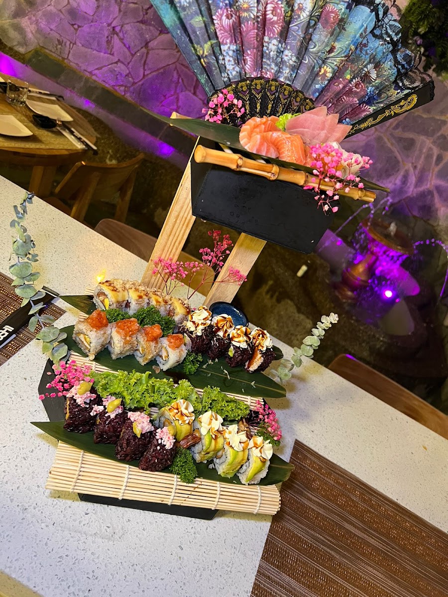 SUSHI SOM Laureles