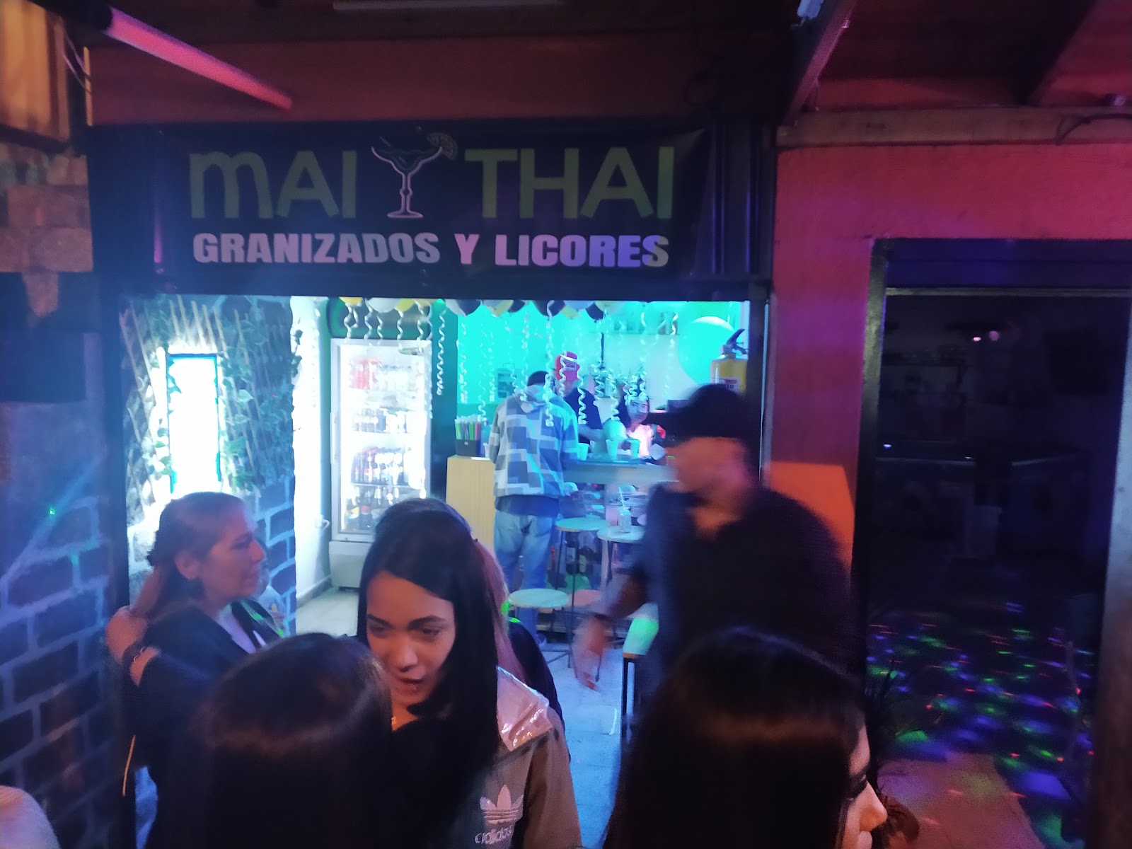 Mai Thai Bar