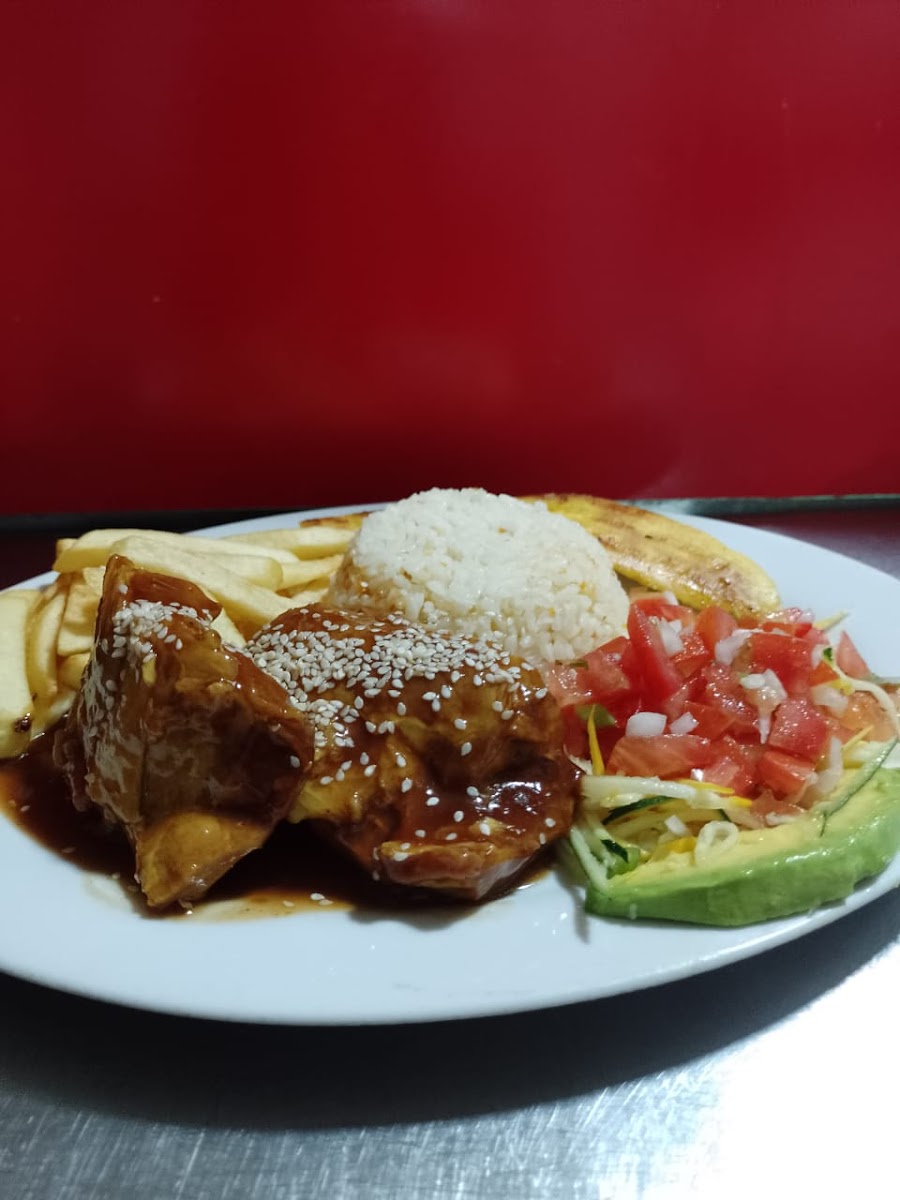 Restaurante Sazón y Sabor
