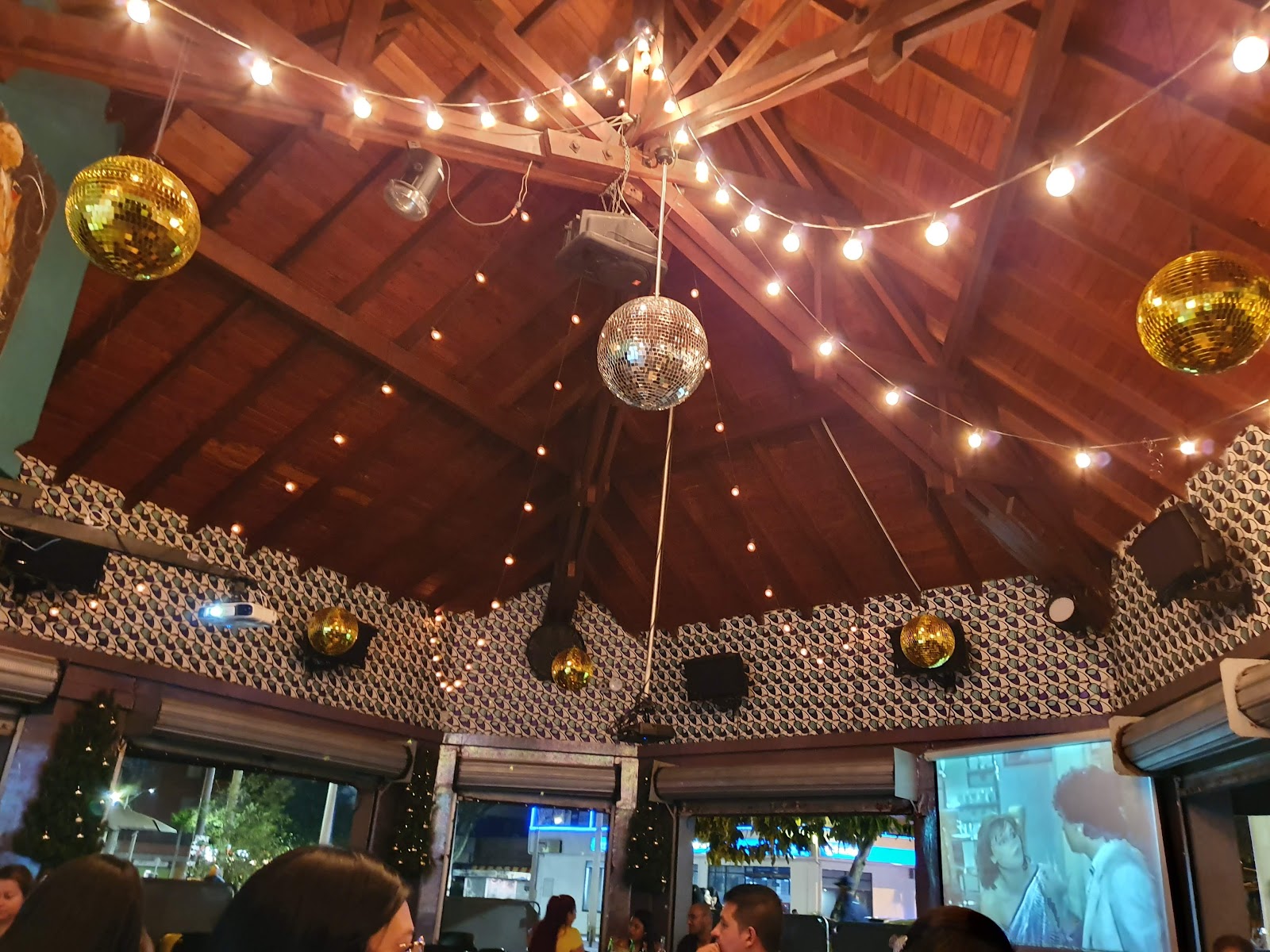 Años 60'S Video Bar