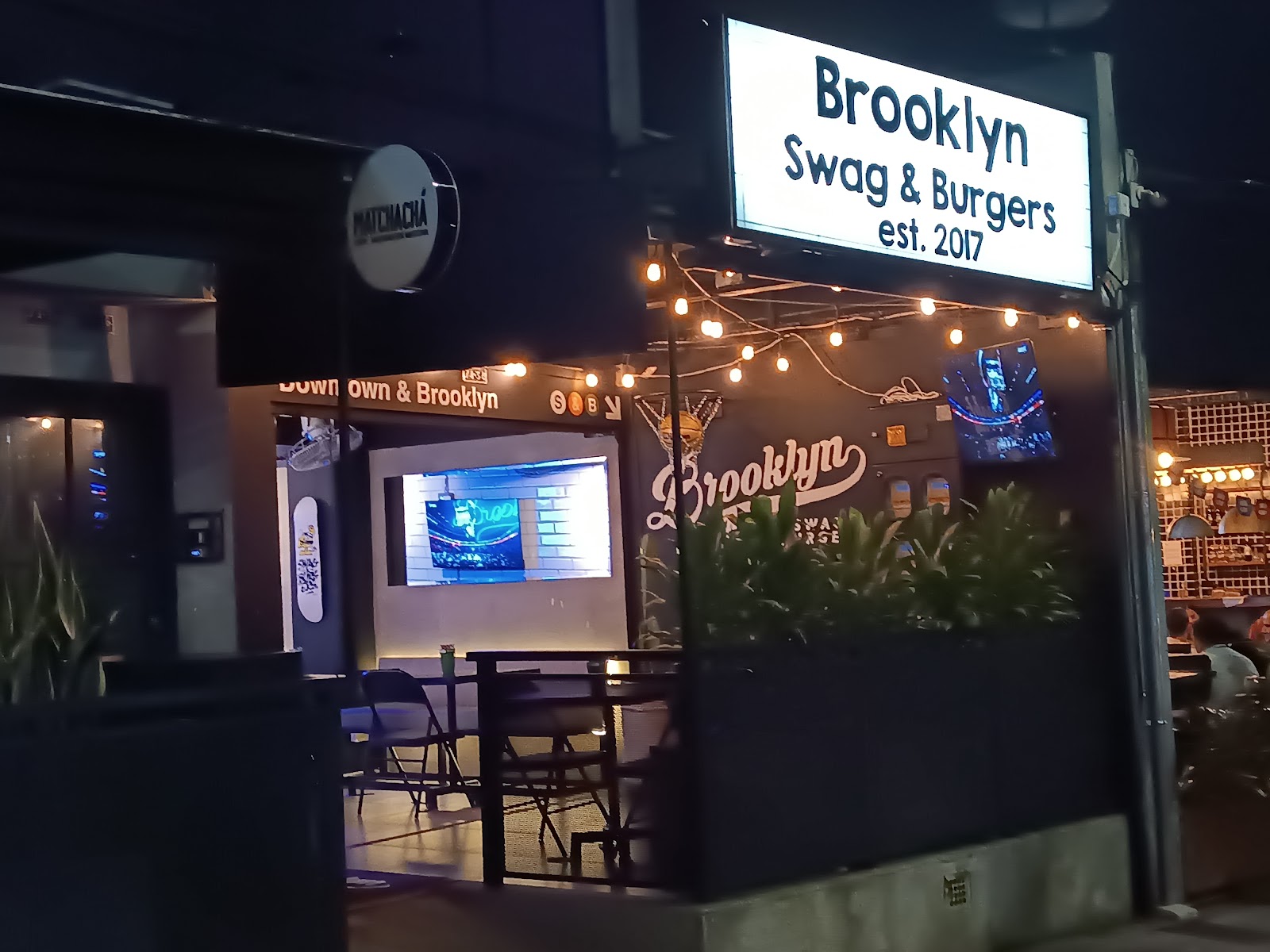 Brooklyn SWAG & Burgers Laureles