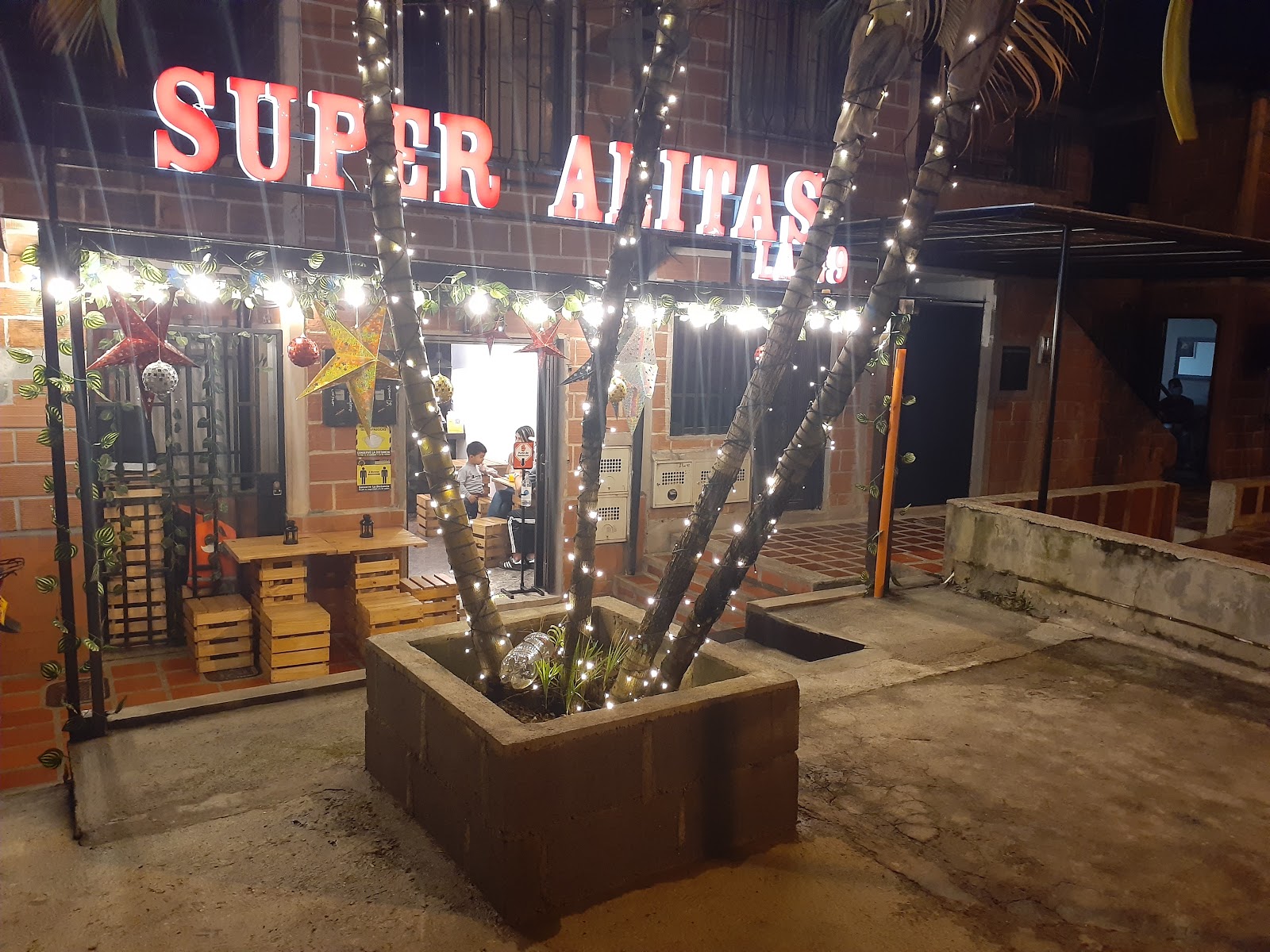 Super Alitas La 79