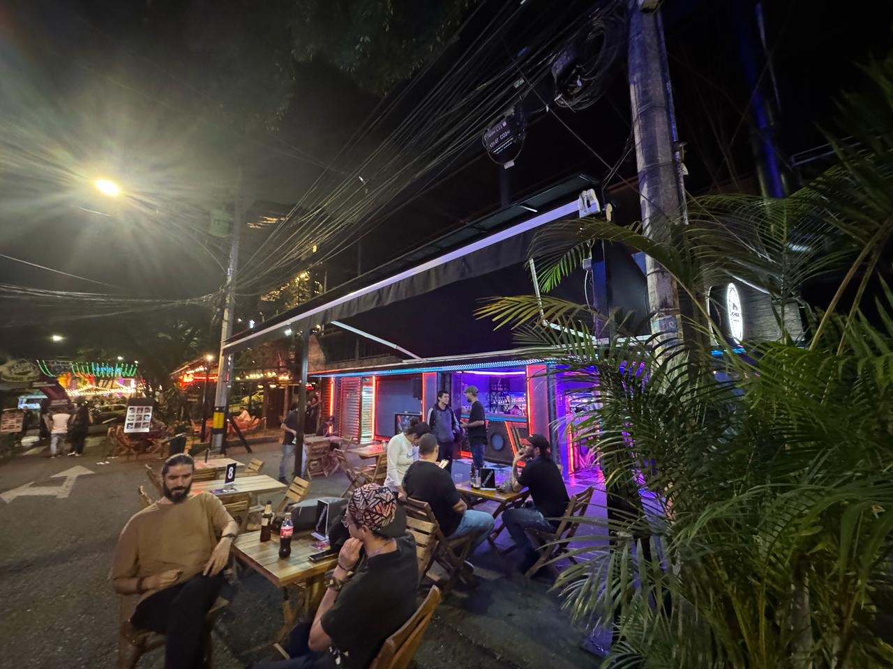 Moon Bar