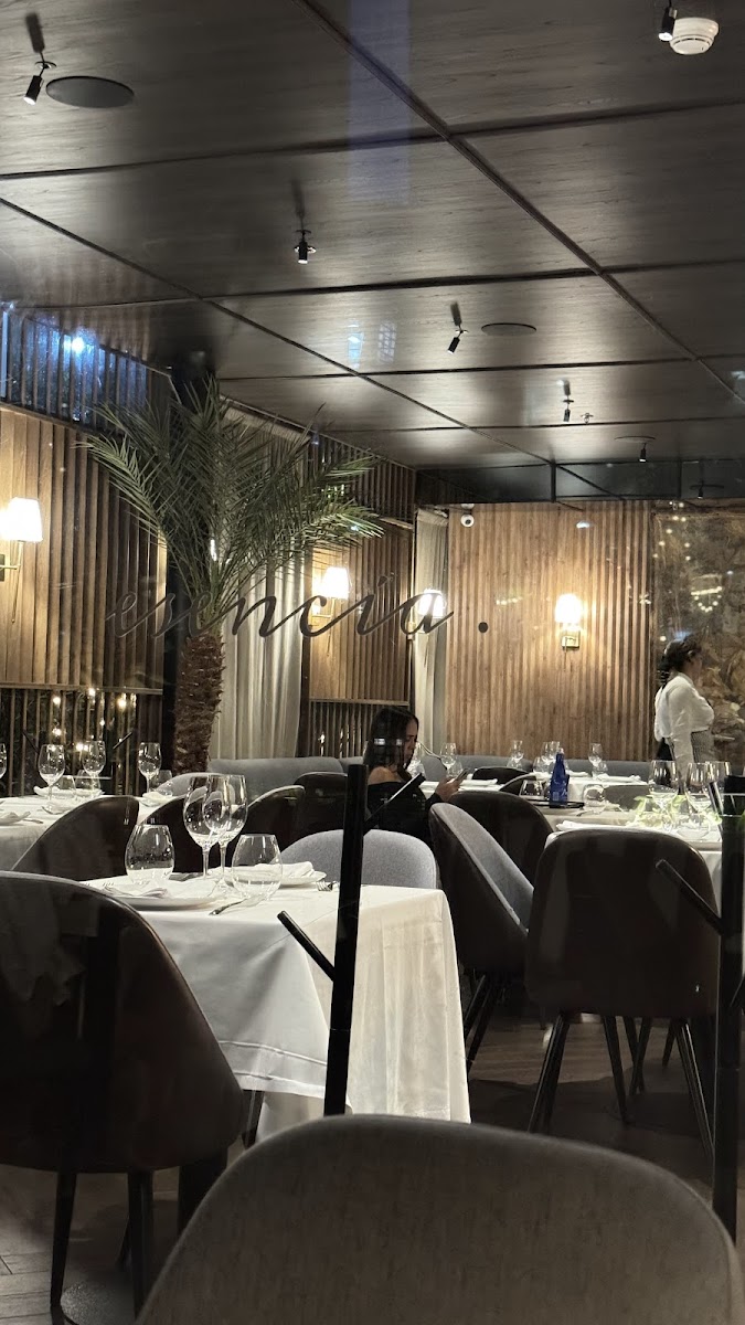 esencia. restaurante