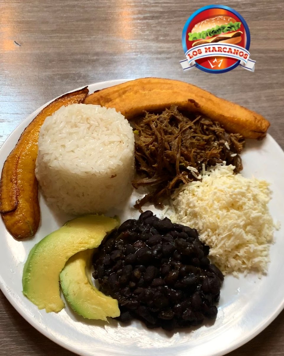 Los Marcanos Comida Venezolana