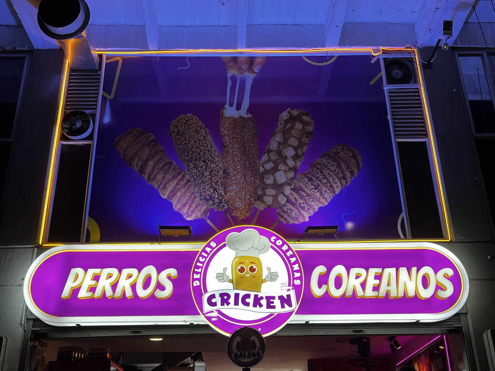 Perros Coreanos CRICKEN