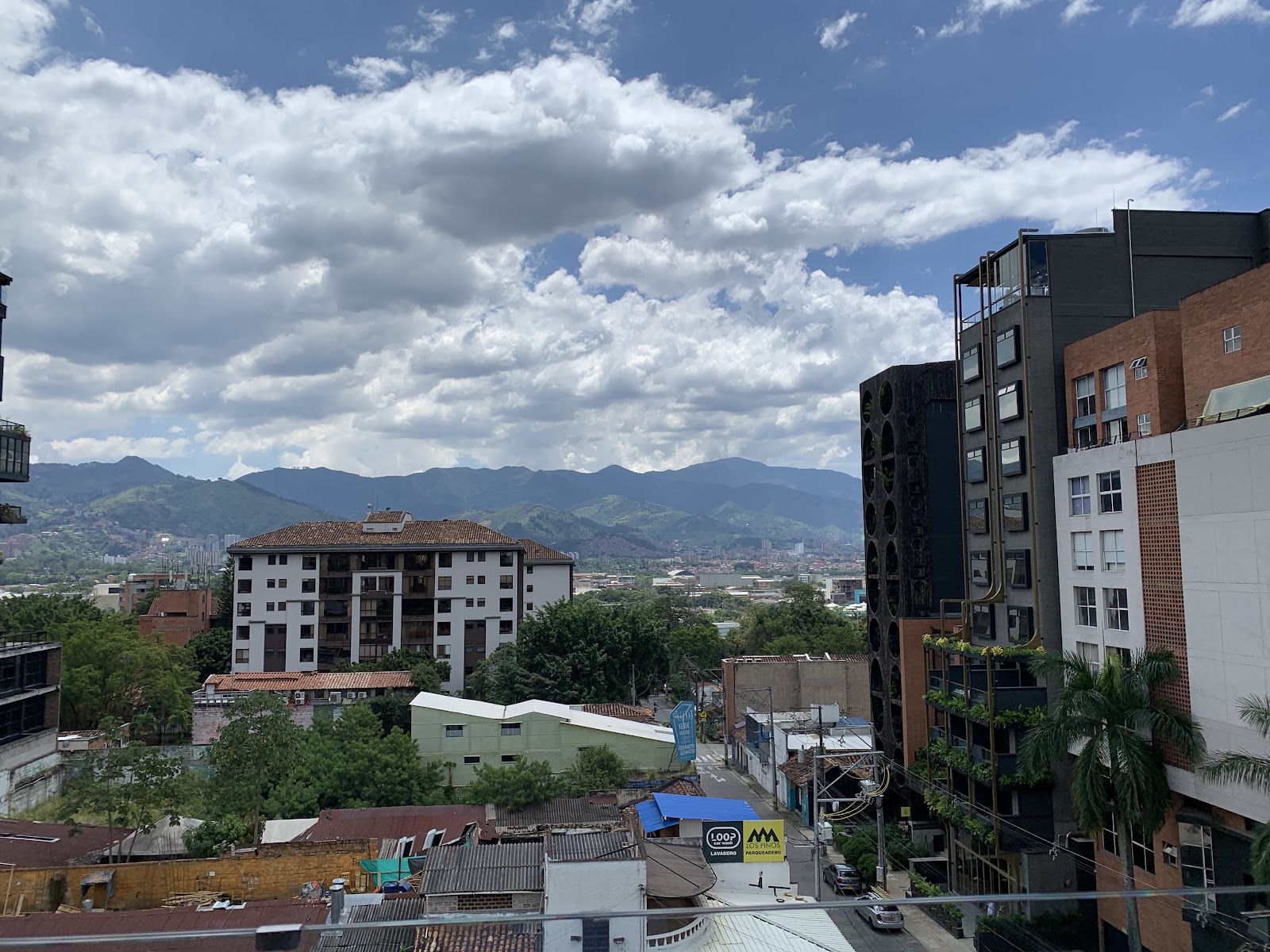 Merli Rooftop Lounge