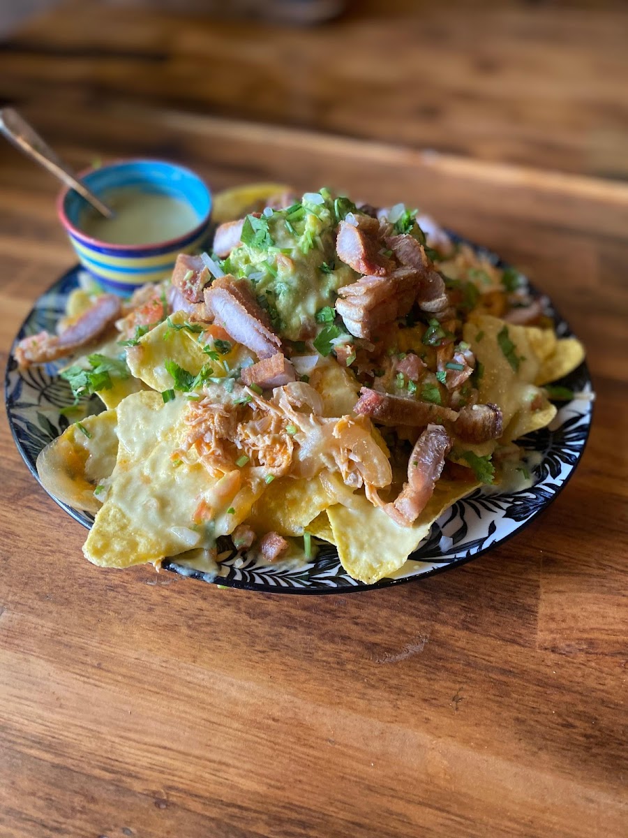 Agave y Barril - Cocina Fusión Mexicana y Ahumada al Barril