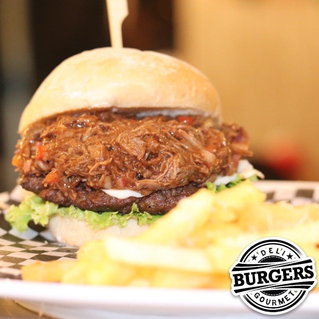 Deli Burgers Colonial