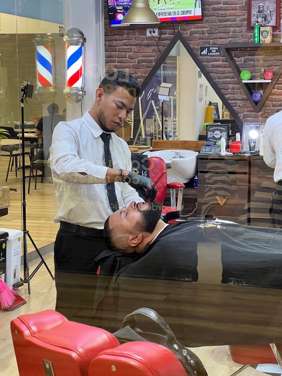 London City Barber Shop (CC Monterrey)