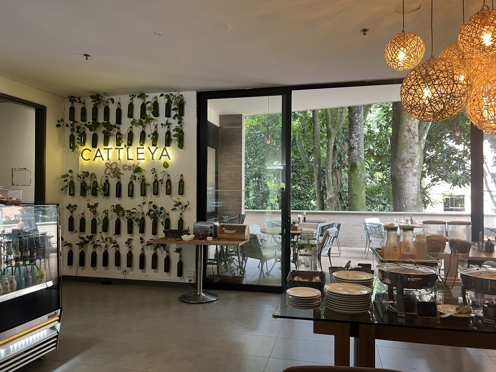 Cattleya Café