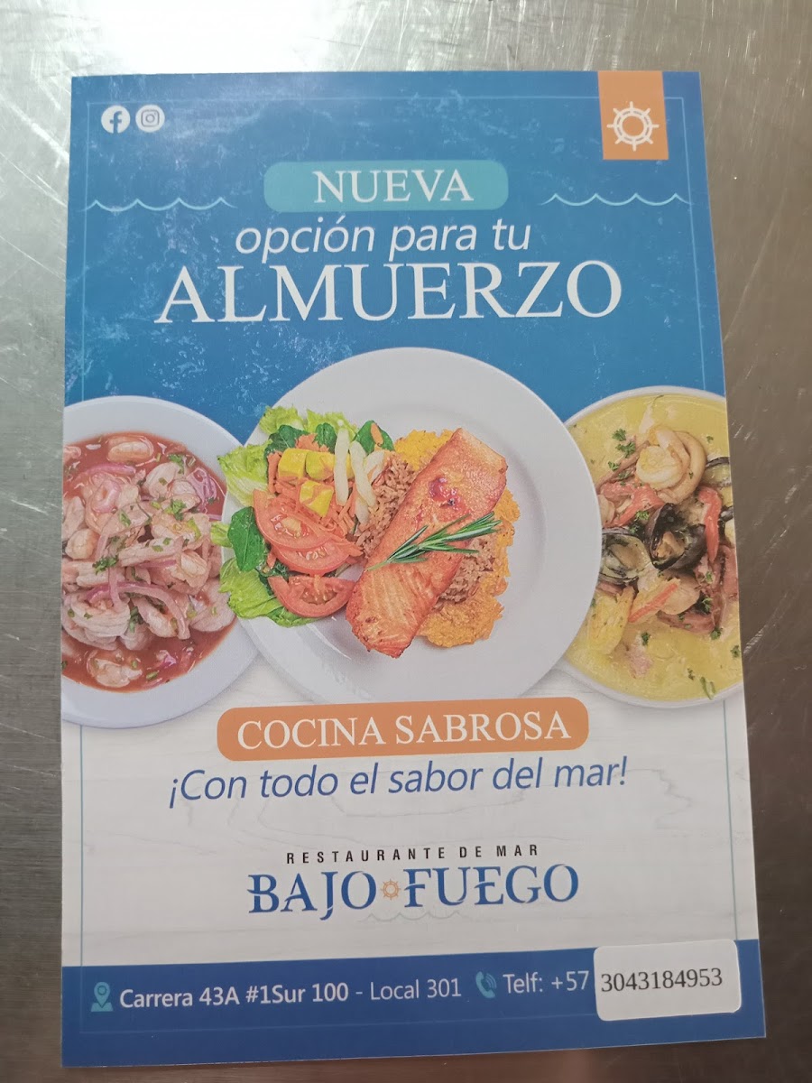 Bajo Fuego Restante De Mar