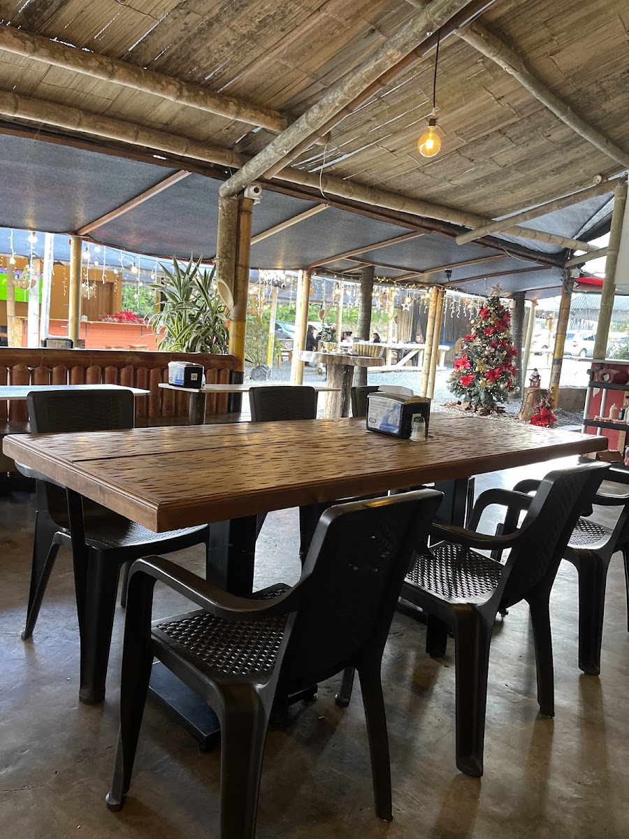 RESTAURANTE LA SAZON CRIOLLA