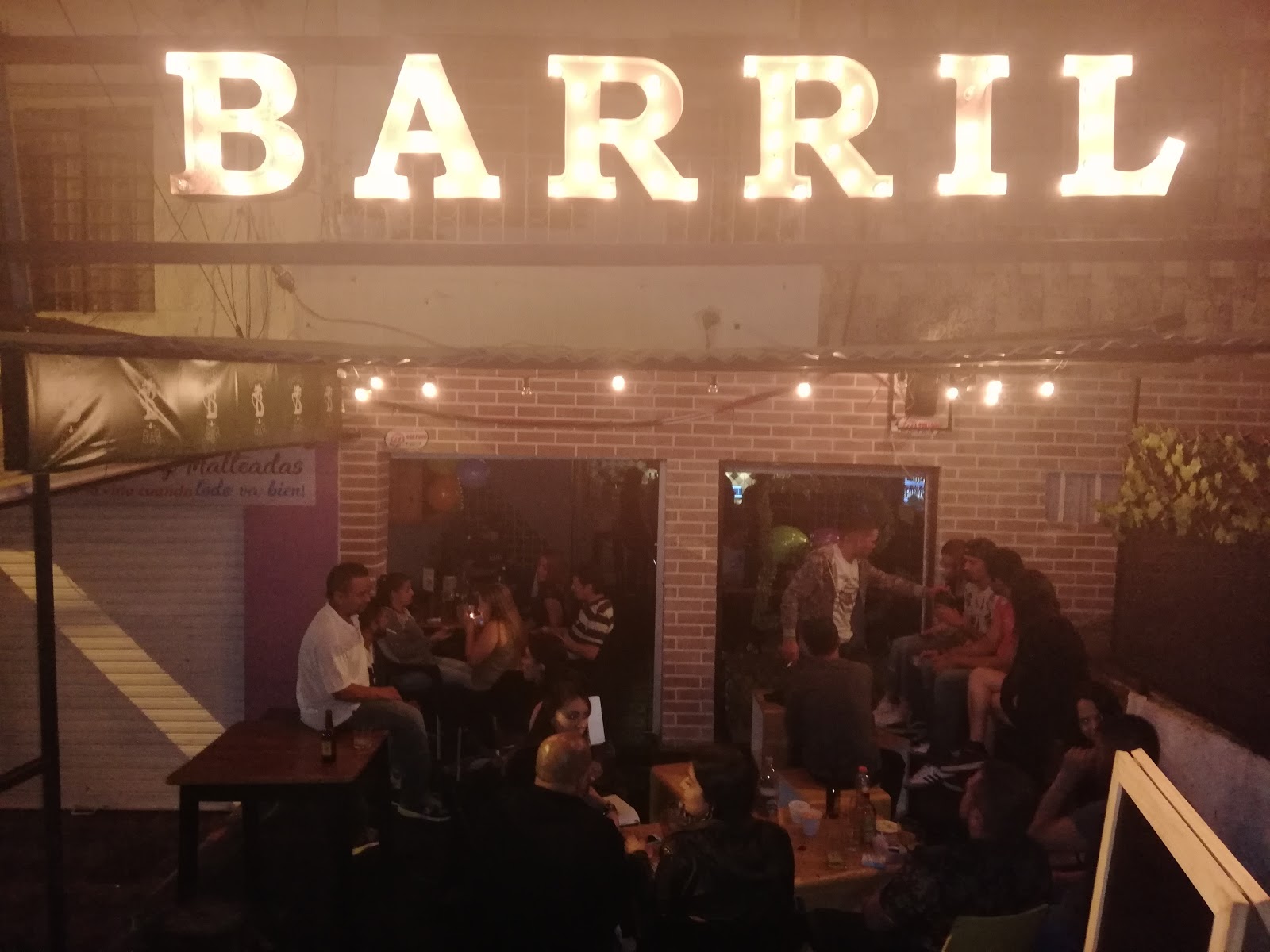 Barril bar Medellín
