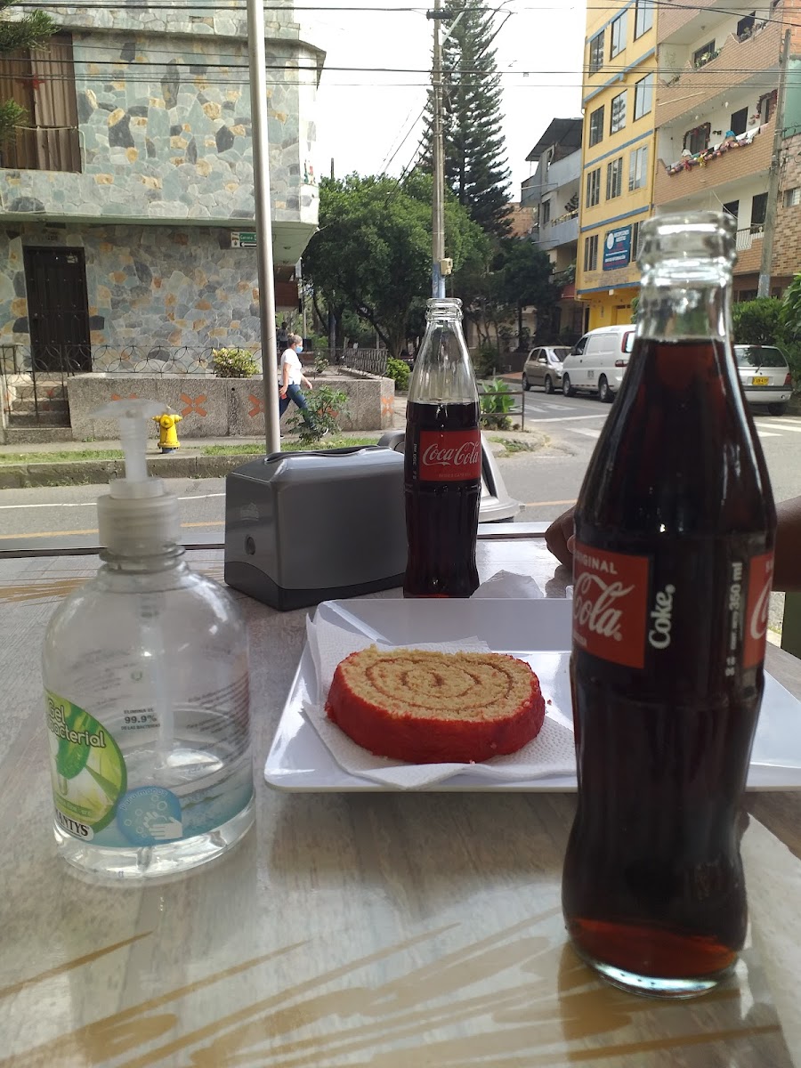 Panaderia y Restaurante ARRIERO, Itagui, Santa Maria