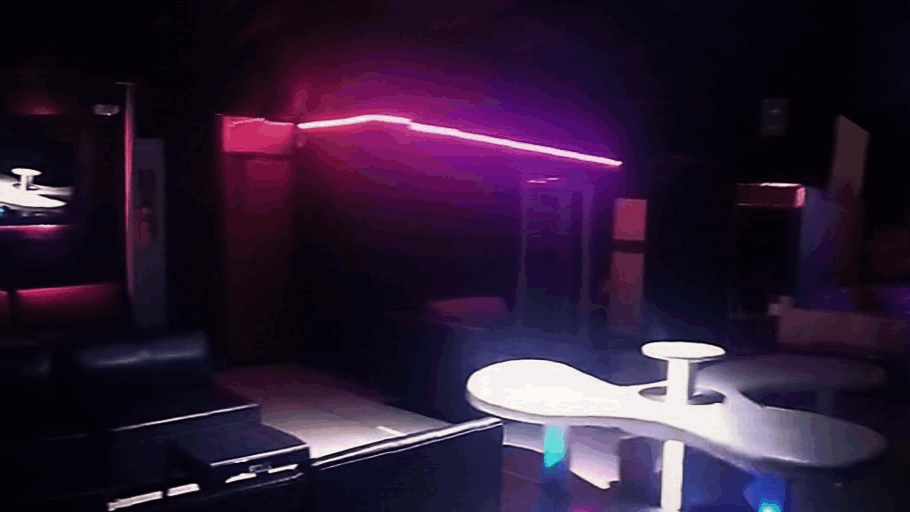 Lili Club Swinger