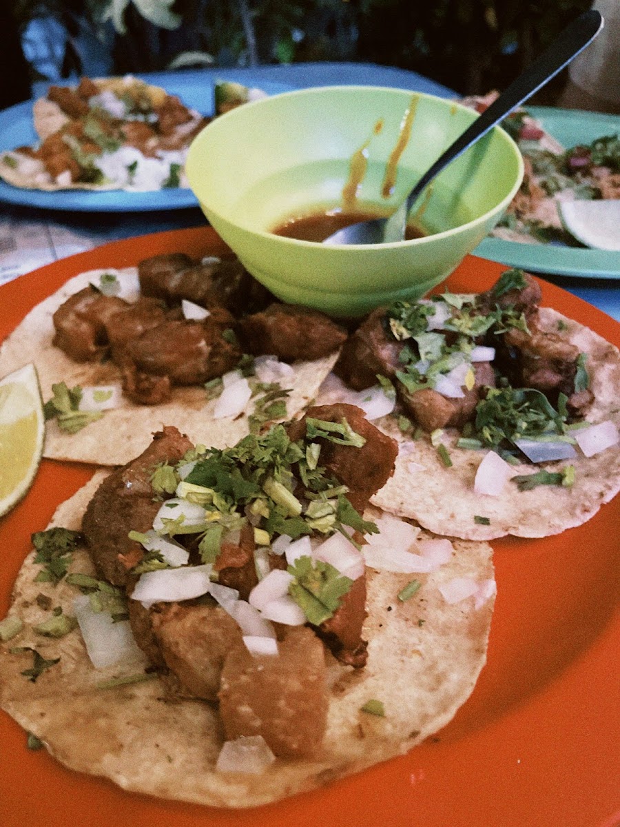 JALISCO Tacos, amigos y tequila