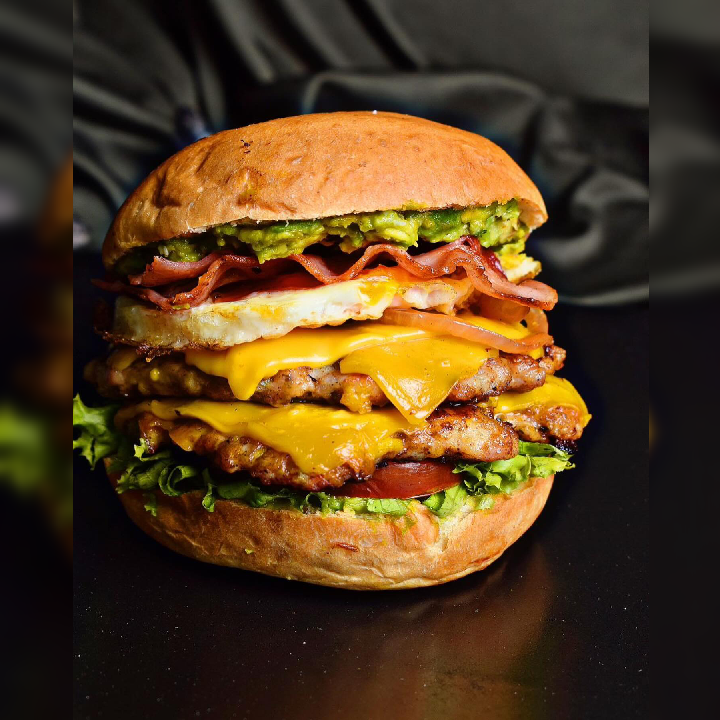 Restaurante CHIPOLEE Grill Bar