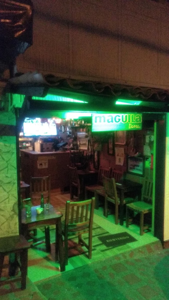 Maguila barra