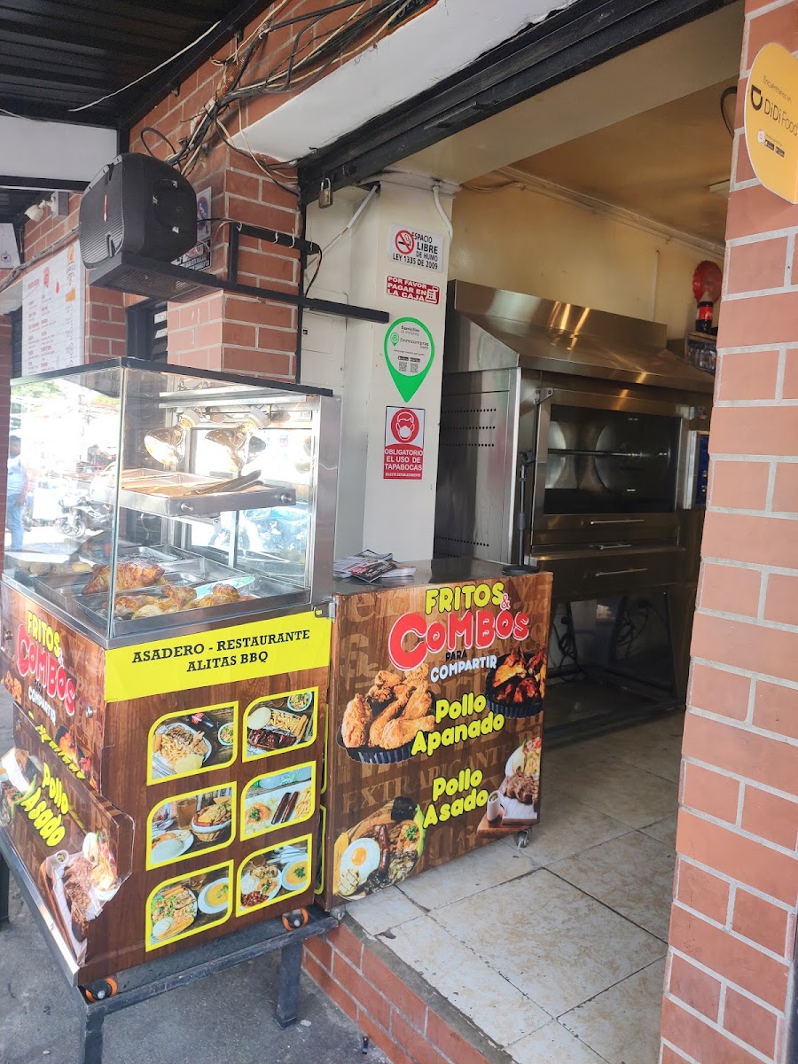 ASADERO Y RESTAURANTE "SANTO BOCADO"