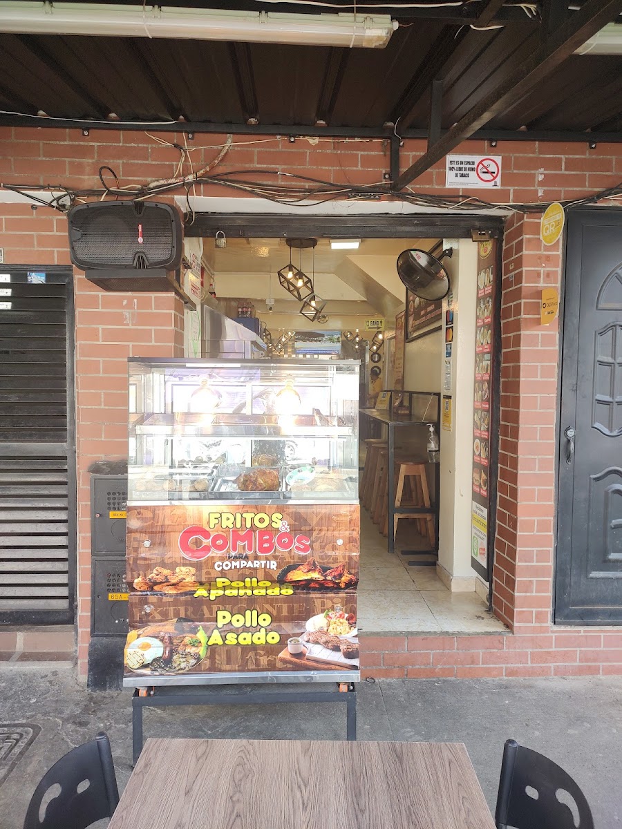 ASADERO Y RESTAURANTE "SANTO BOCADO"