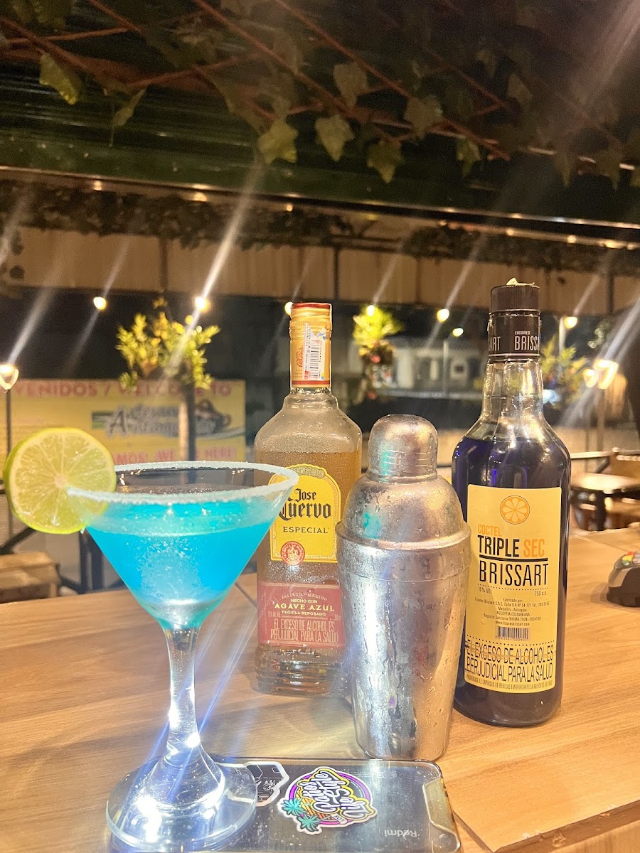 Mojito's Bar