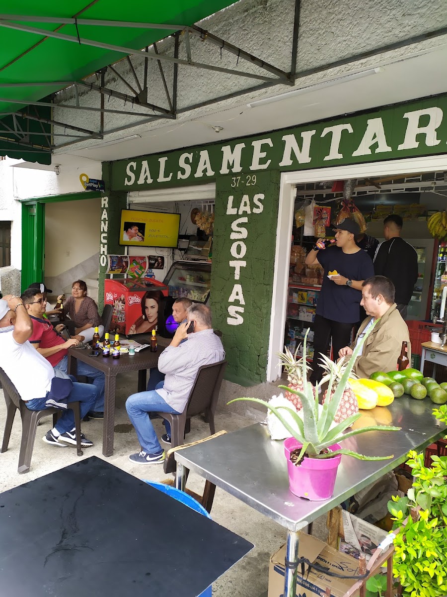 Salsamentaria Los Jotas