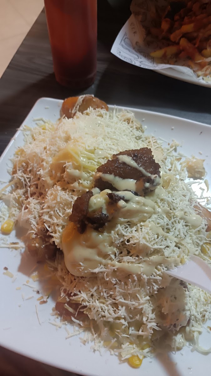 AL CARBON ¡COMIDA RÁPIDA COSTEÑA!