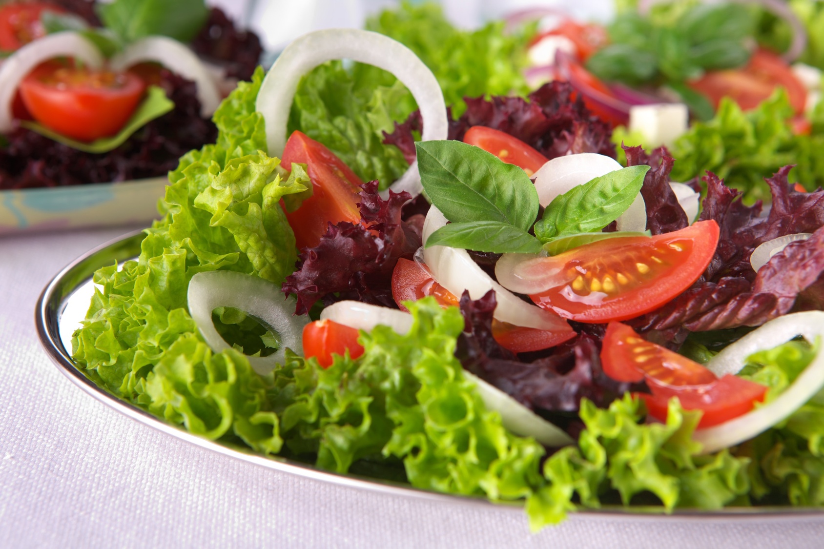 Frutas, Ensaladas Saludables y Algo Mas.!