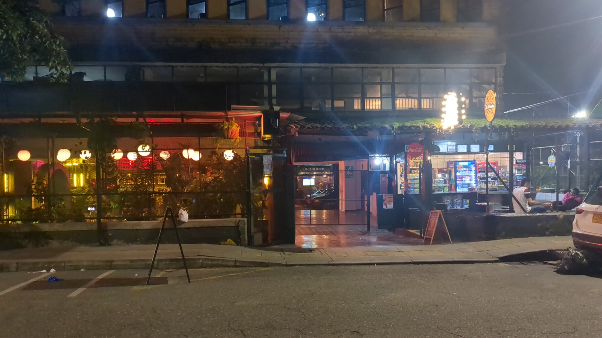 Rock Café Dalí