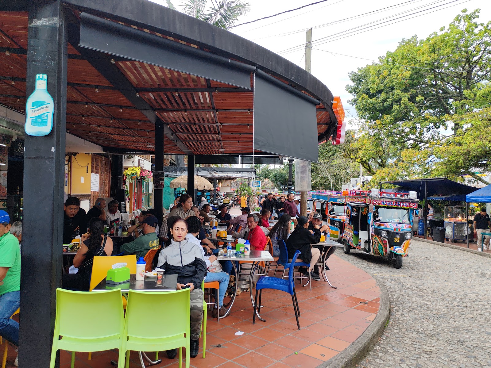 Panadería Y Cafetería La Florida