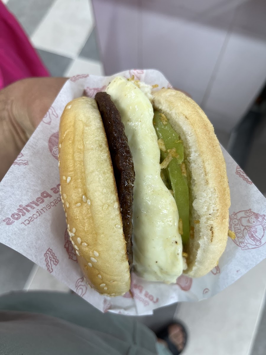 Los Perritos | Perros Calientes y Hamburguesas Sede Poblado la 10