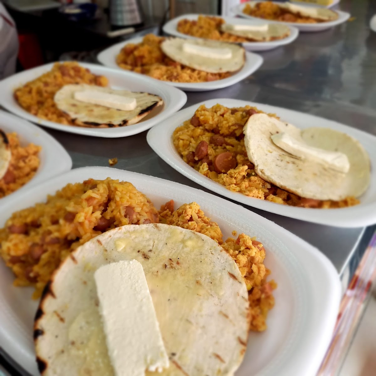 RESTAURANTE DELICIAS PAISAS