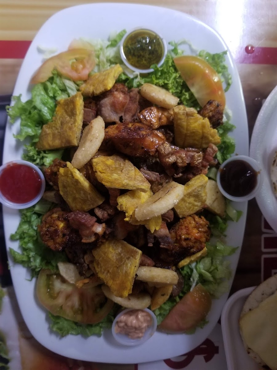 Restaurante leñitos