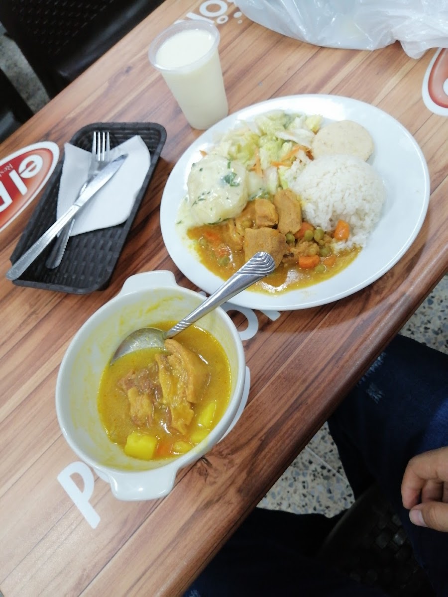 el Patio Restaurante y Panadería