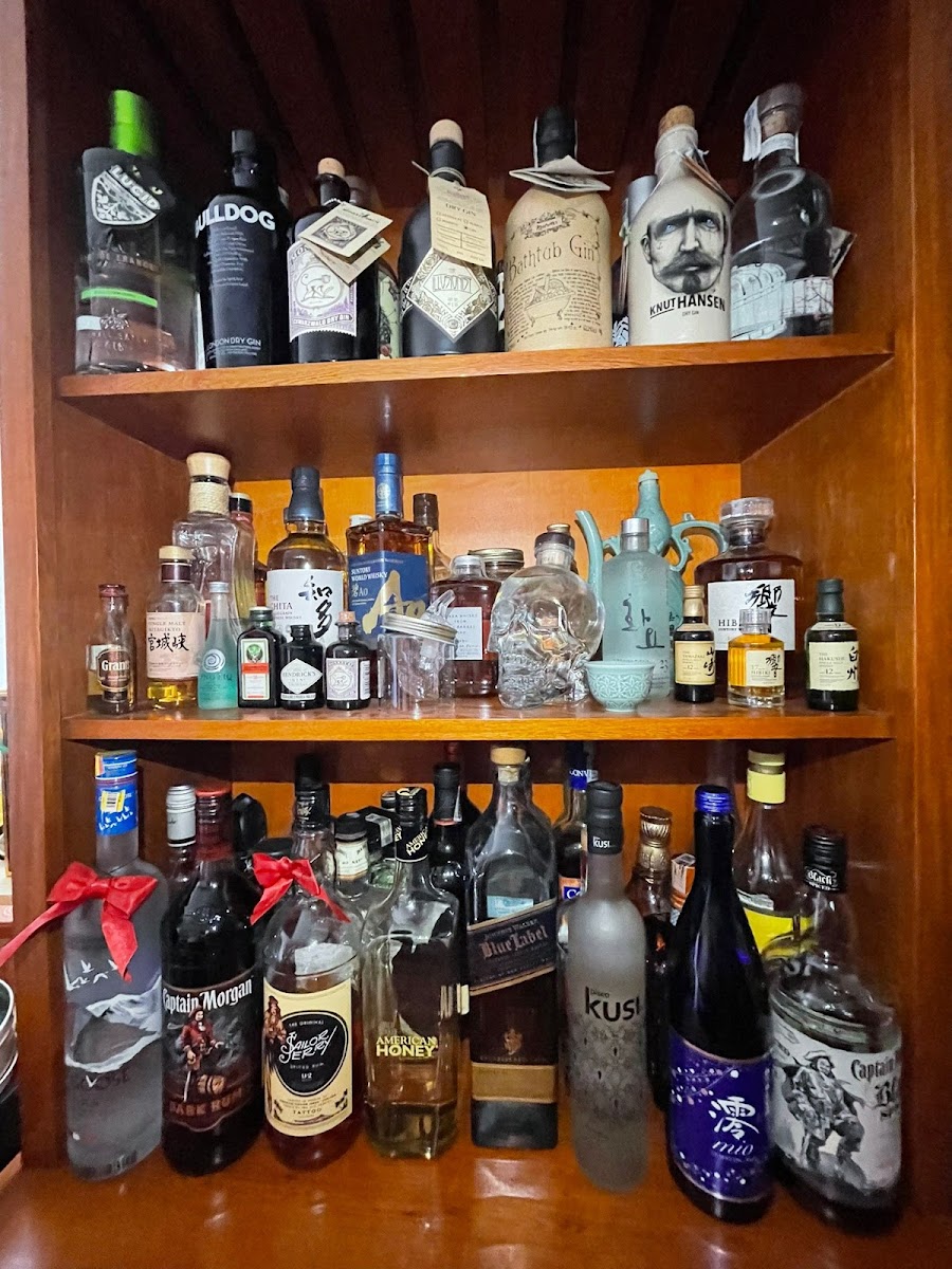 Bar Escondido