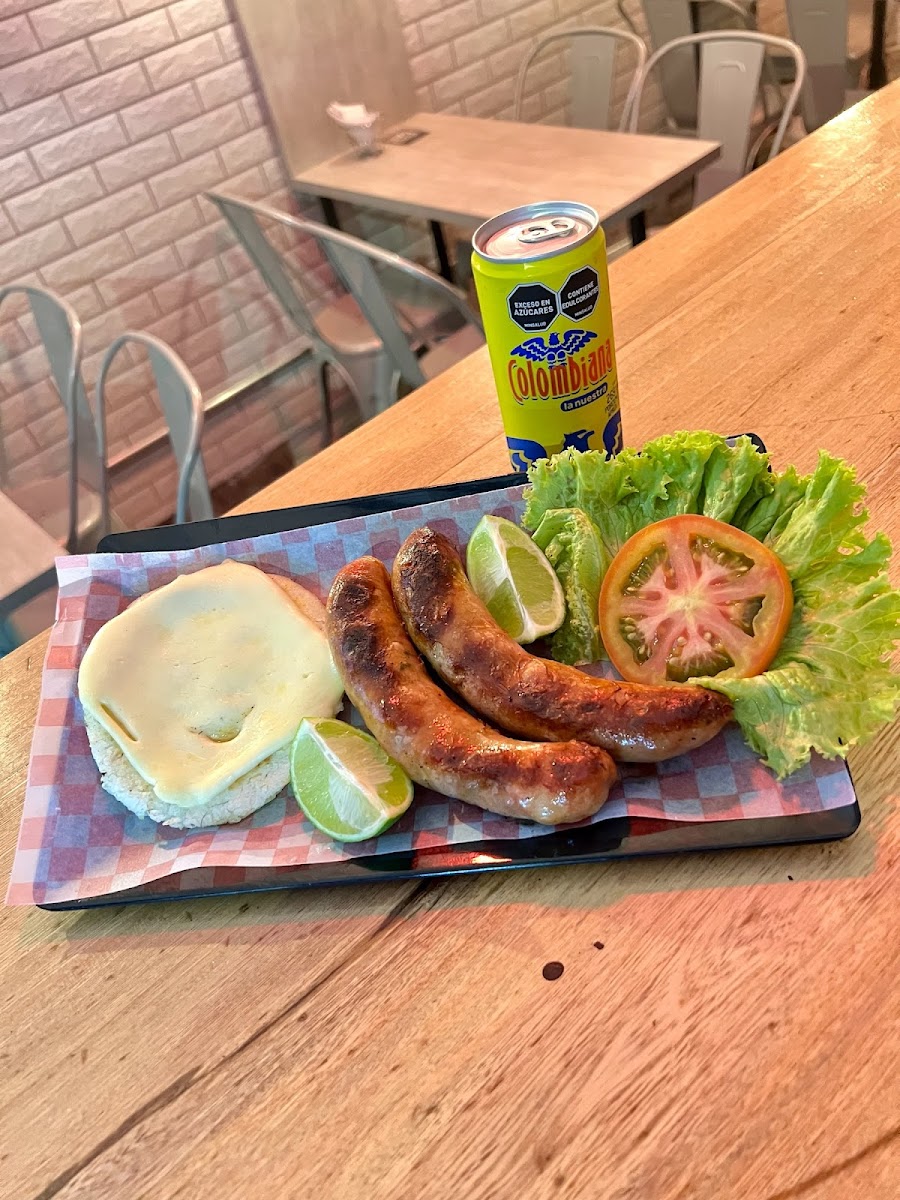 LLERAS GRILL